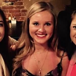 Meet your Posher, Elizabeth